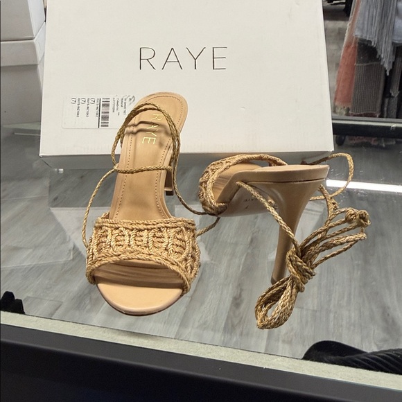 RAYE Paulo Heel in Natural - Picture 6 of 8